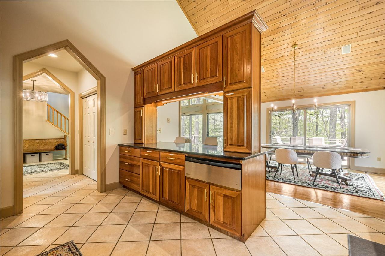 The Rusty Nail Villa McHenry Exterior foto
